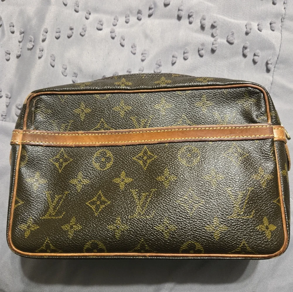Cosmetic bag - Picture 2 of 11